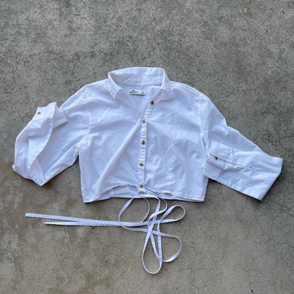 Hollister Wrap Around Button Down Crop Shirt size large preloved casual white - Picture 7 of 8